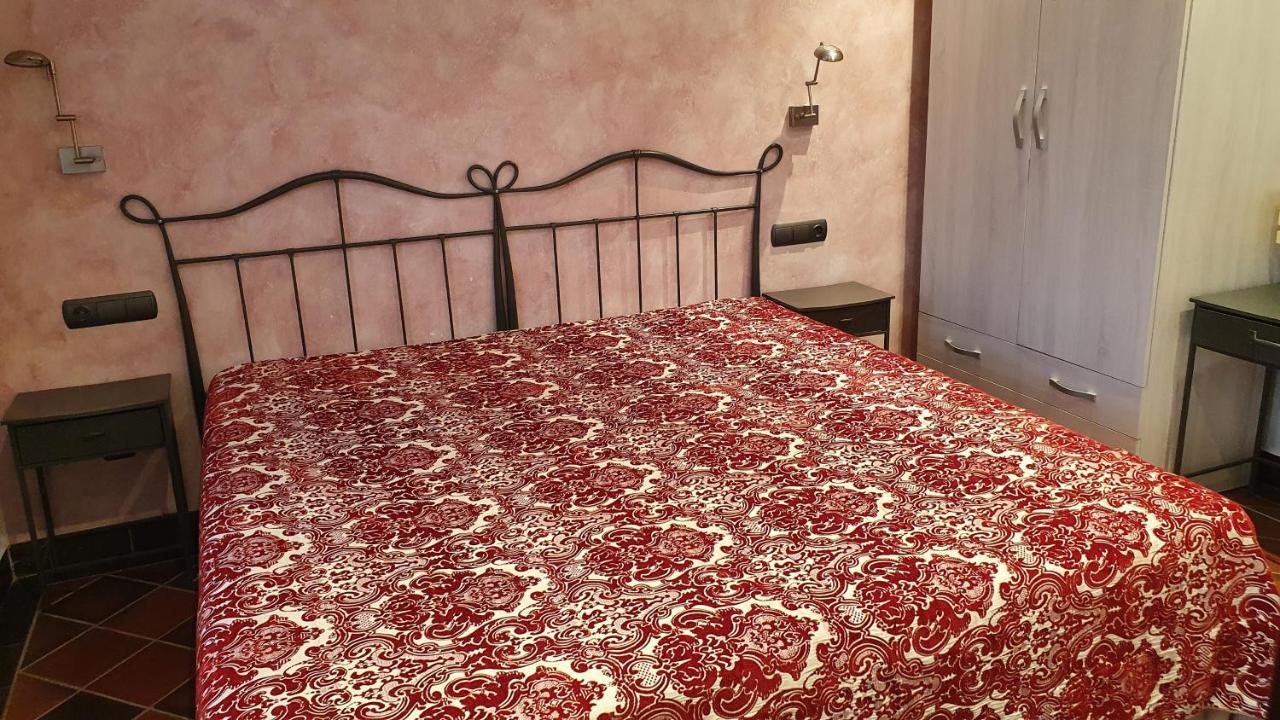 Hotel Restaurant El Bosc Banyeres del Penedes Zewnętrze zdjęcie