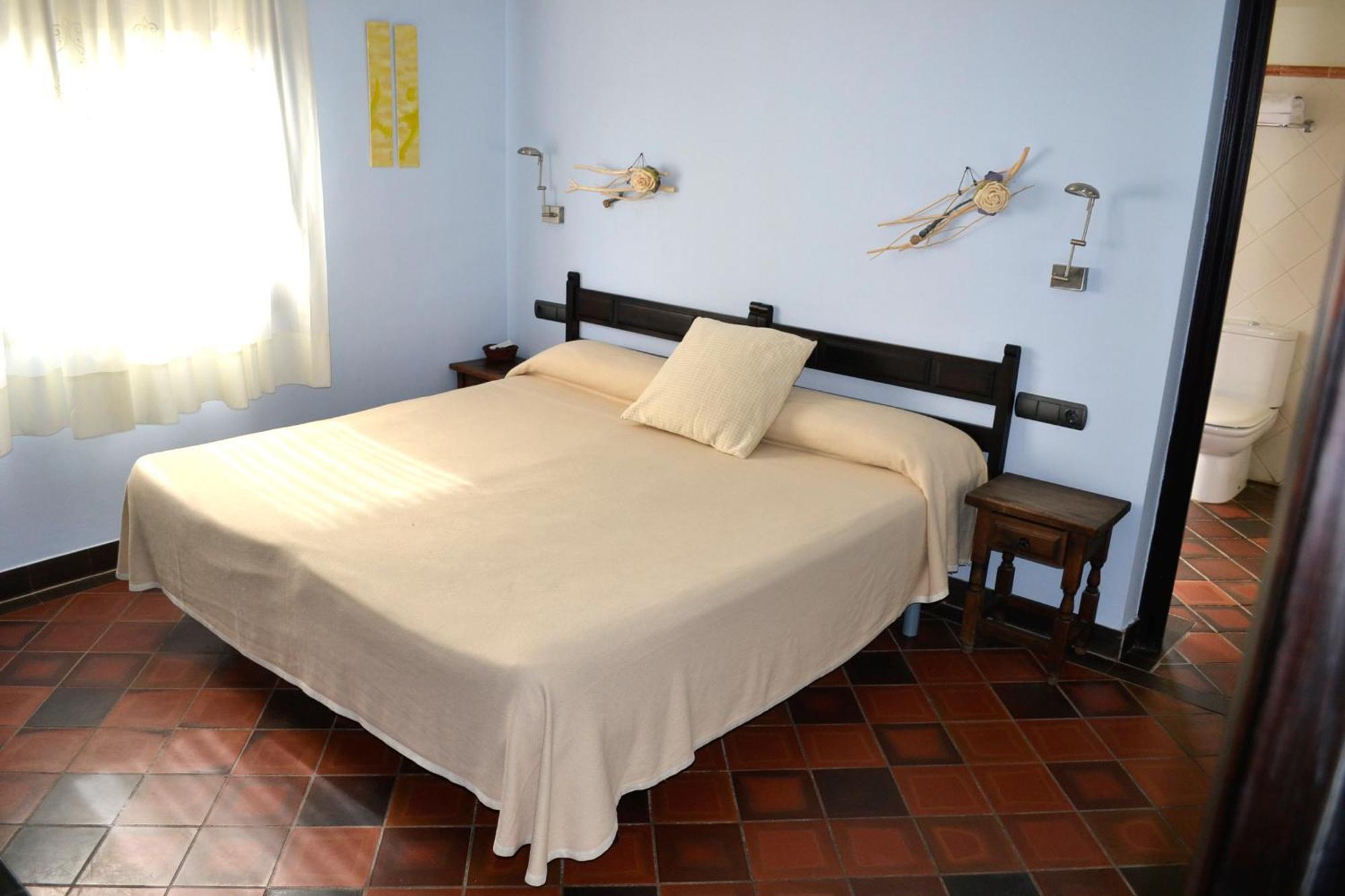 Hotel Restaurant El Bosc Banyeres del Penedes Pokój zdjęcie