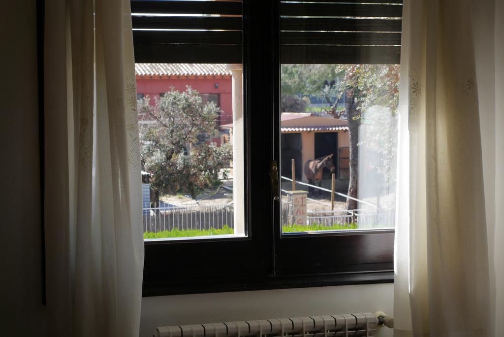 Hotel Restaurant El Bosc Banyeres del Penedes Zewnętrze zdjęcie